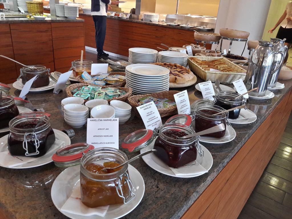 Terme Zrece - Hotel Atrij Luaran gambar